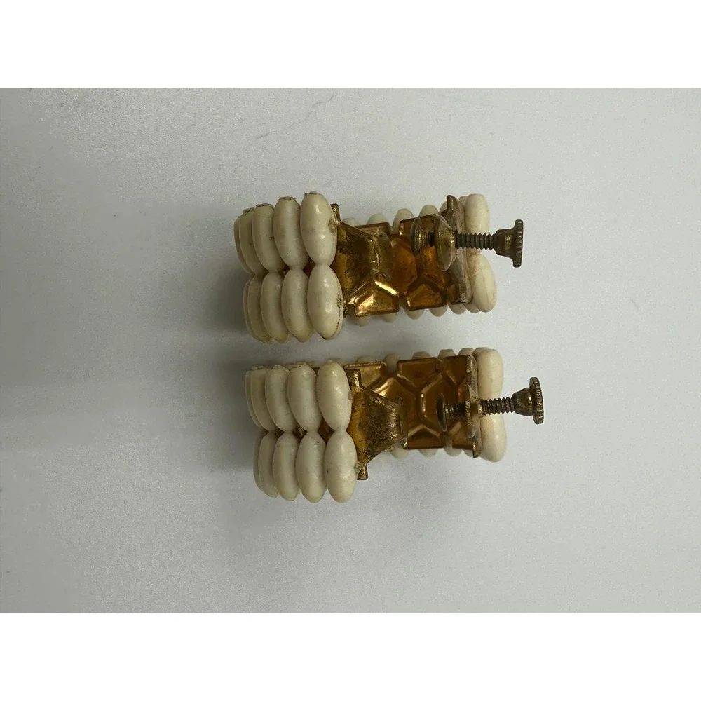 Vintage Mid Century Cream‎ Beaded Hoop Earrings Gold Tone Screw Back Ivory White